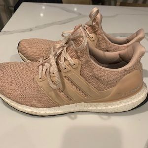 Women’s Adidas Ultraboost 18